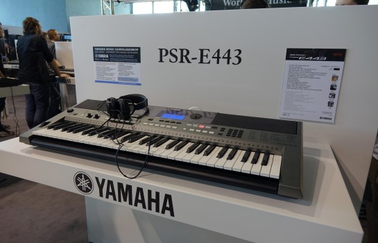  Yamaha Psr E443 -  4